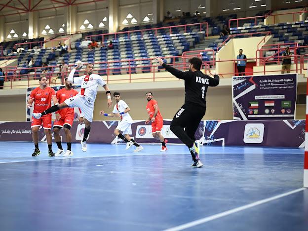 "الكويت" يفوز على "الجزيرة" الإماراتي في البطولة العربية لكرة اليد