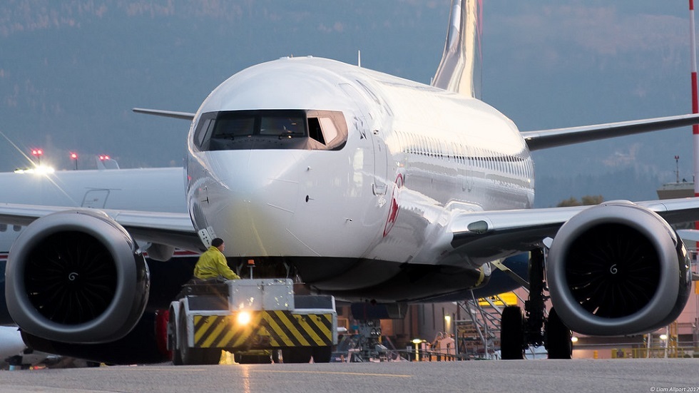  طائرة بوينغ« 737» تنفذ هبوطاً اضطرارياً في أمريكا