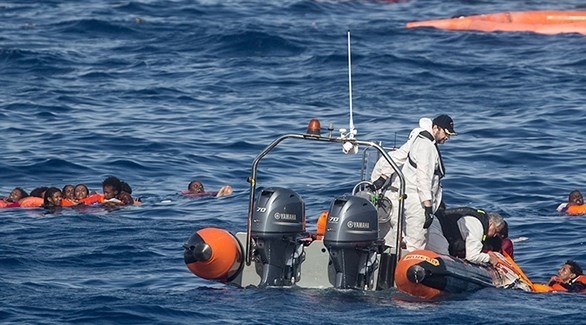 تونس: انتشال 55 جثة لمهاجرين غرق قاربهم في جزيرة قرقنة