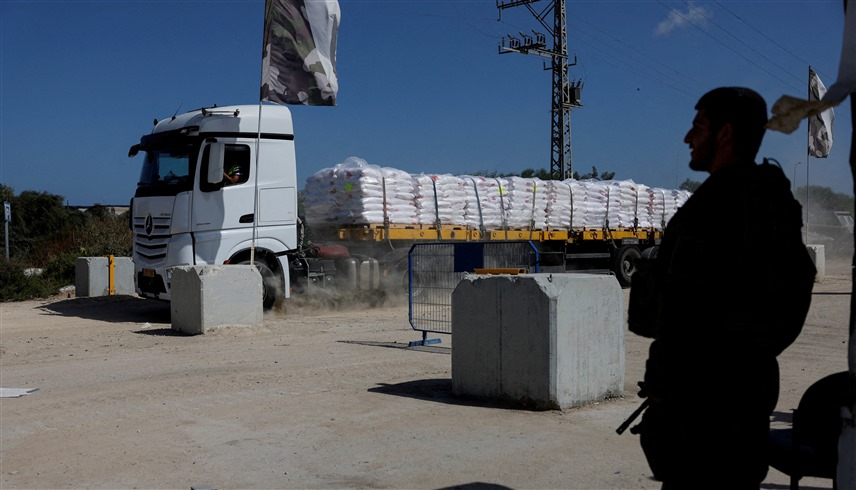  بعد استئناف الحركة في معبر رفح.. 200 شاحنة مساعدات في طريقها إلى غزة