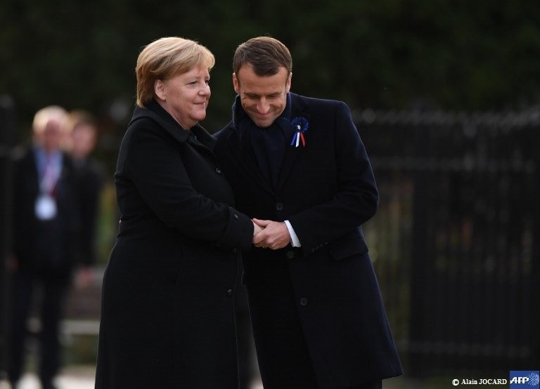 فرنسا والمانيا تدعوان اطراف النزاع في اوكرانيا الى احترام "اتفاق مينسك"