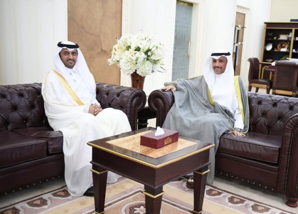 الرئيس الغانم يستقبل سفير قطر لدى البلاد