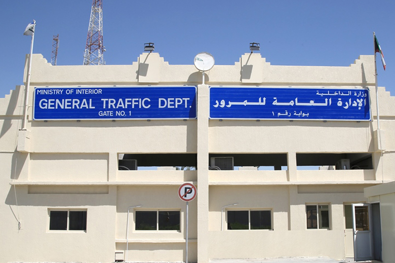 حظر سير الشاحنات في أوقات الذروة لمدة عام