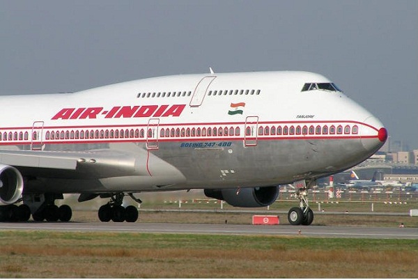 مقاتلات ترافق طائرة ركاب هندية للهبوط في لندن بعد تهديد بقنبلة