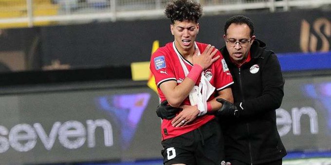  إصابة اللاعب المصري إمام عاشور بخلع في الكتف