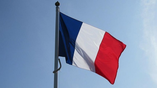 باريس تتهم موسكو بمحاولة التجسس على قمر صناعي عسكري فرنسي إيطالي