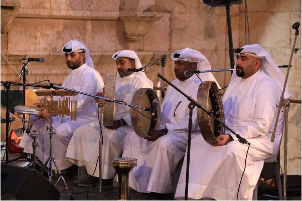   فرقة نغم الكويتية تبدع مسرح (آرتميس) في مدينة جرش التاريخية بالأردن 