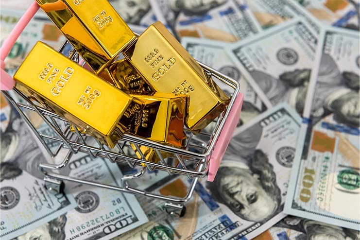  الذهب ينهي الأسبوع على تراجع في ظل بيانات اقتصادية أميركية قوية