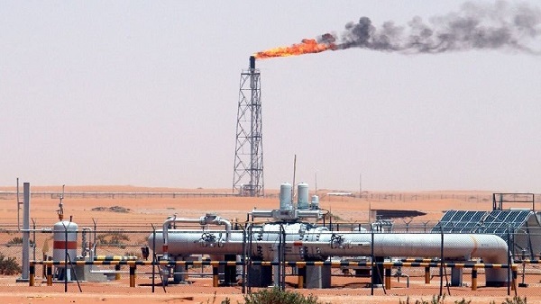 محلل نفطي كويتي: أسعار النفط في تصاعد وستصل إلى نحو 70 دولار للبرميل