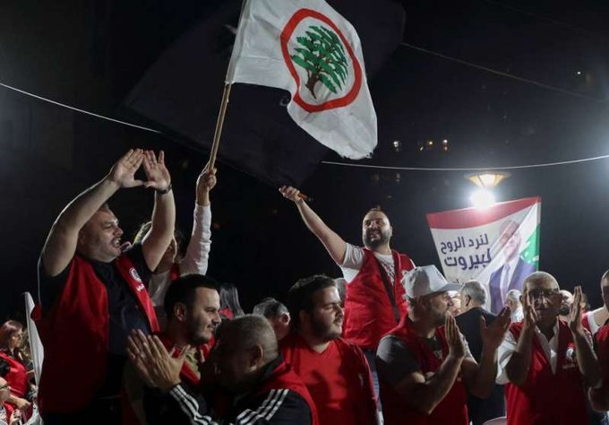 حزب القوات اللبنانية يفوز بـ 20 مقعدا والتيار الوطني الحر يحصل على ما بين 15 و16 مقعدًا