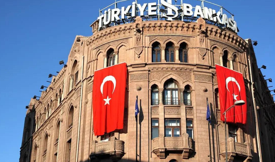  تركيا ترفع الفائدة إلى 45 % لمواجهة التضخم