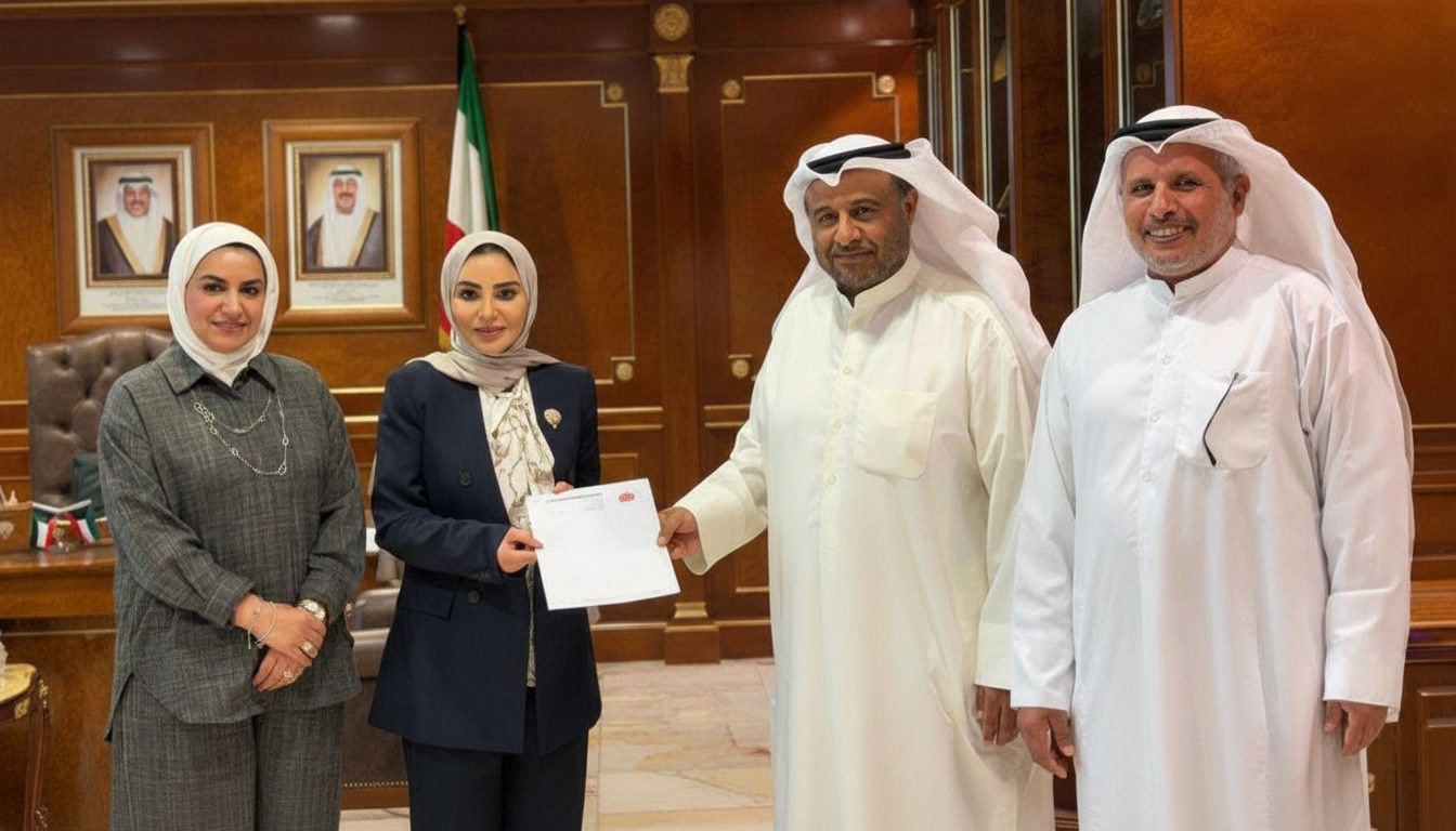 جمعية الرحمة العالمية تقدم دعماً مالياً لصندوق التنمية الاجتماعية