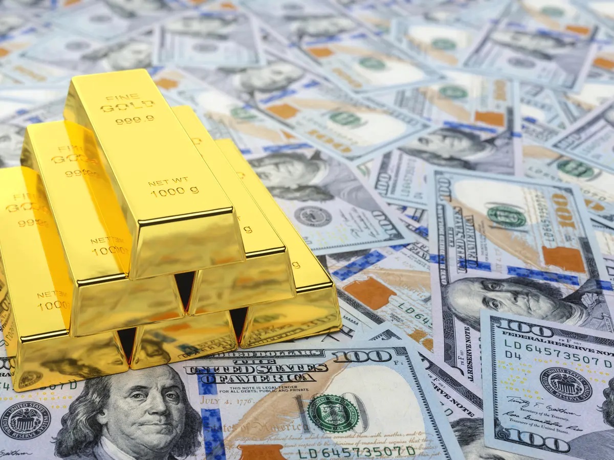 الذهب ينهي الأسبوع على تراجع عند 4155 دولارا للأونصة وسط توقعات برفع الفائدة الأمريكية