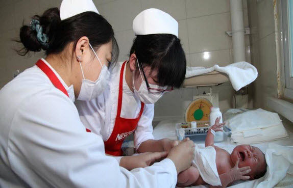 انخفاض معدل المواليد في الصين 3.5% في 2017