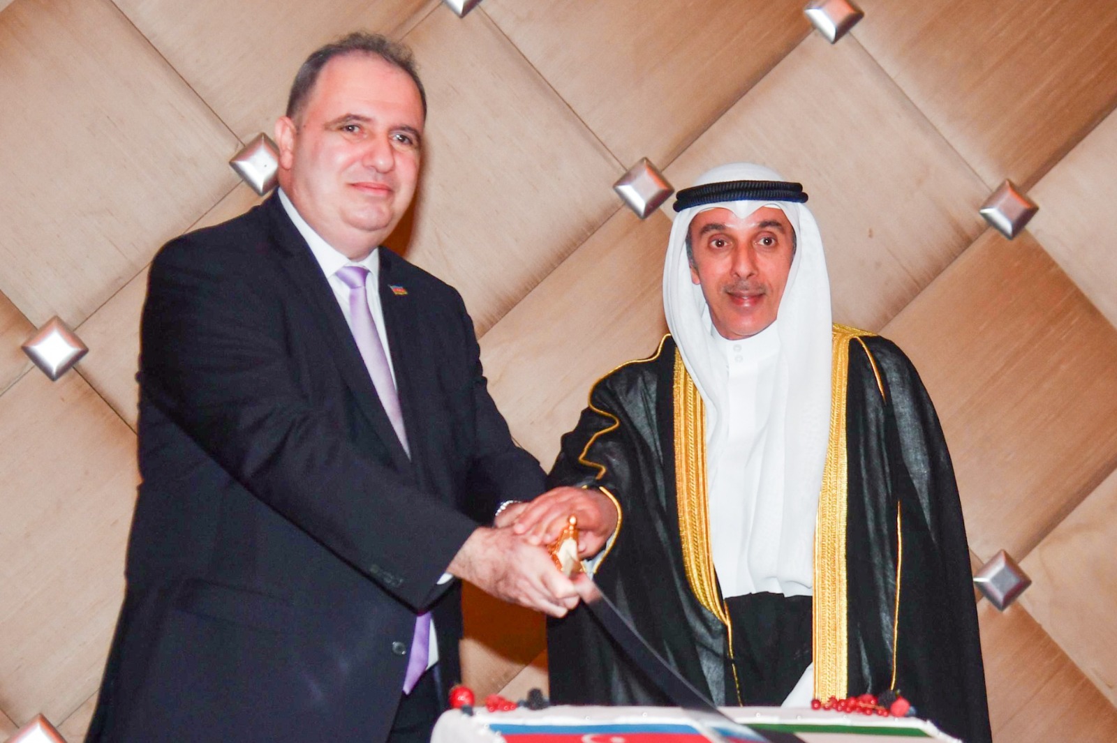 سفير أذربيجان: علاقات وثيقة مع الكويت وآفاق واسعة لتعزيز التعاون المشترك