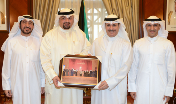 رئيس المراسم والتشريفات الأميرية يستقبل رئيس جمعية العلاقات العامة الكويتية